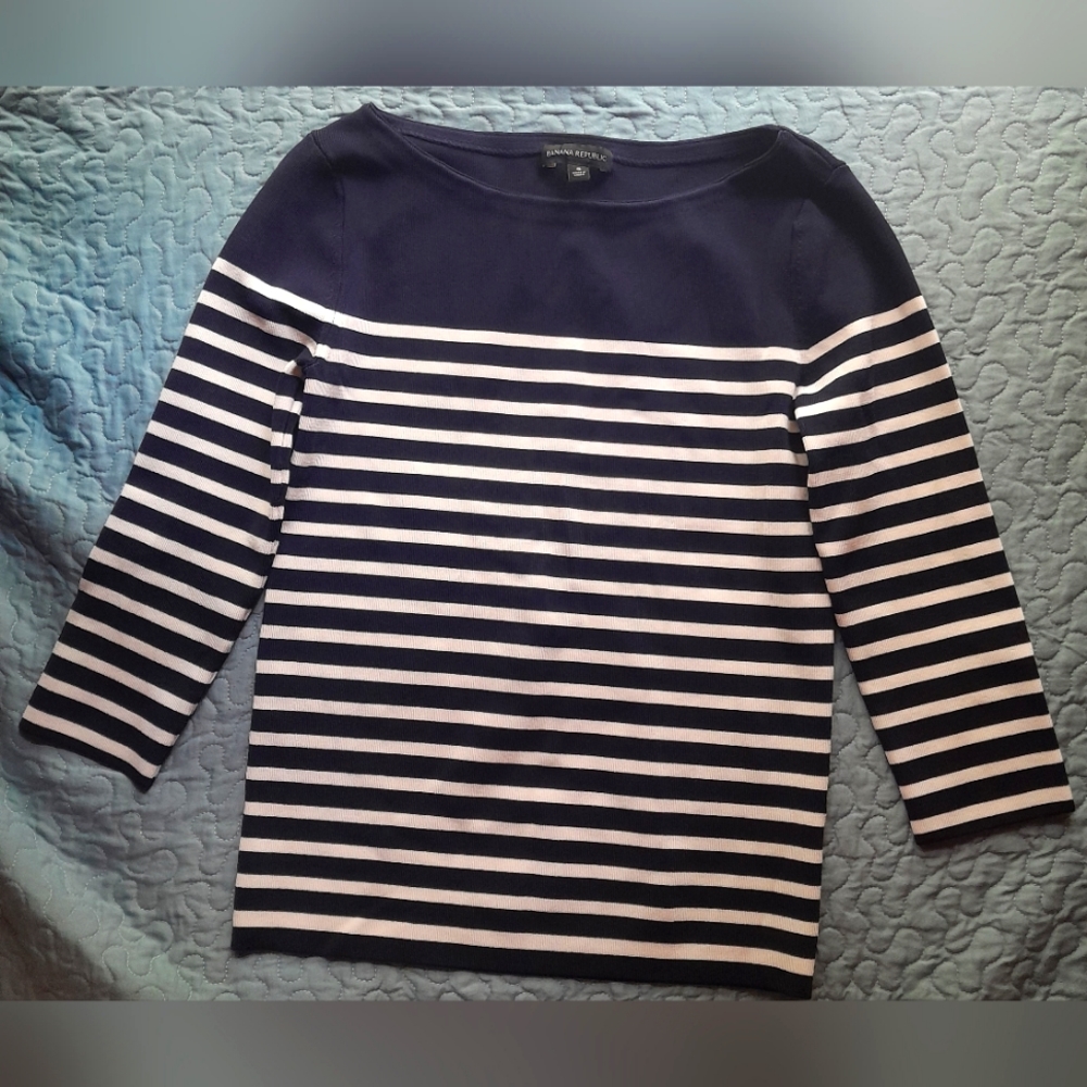 Banana Republic  Navy Striped boat neck sweater size S